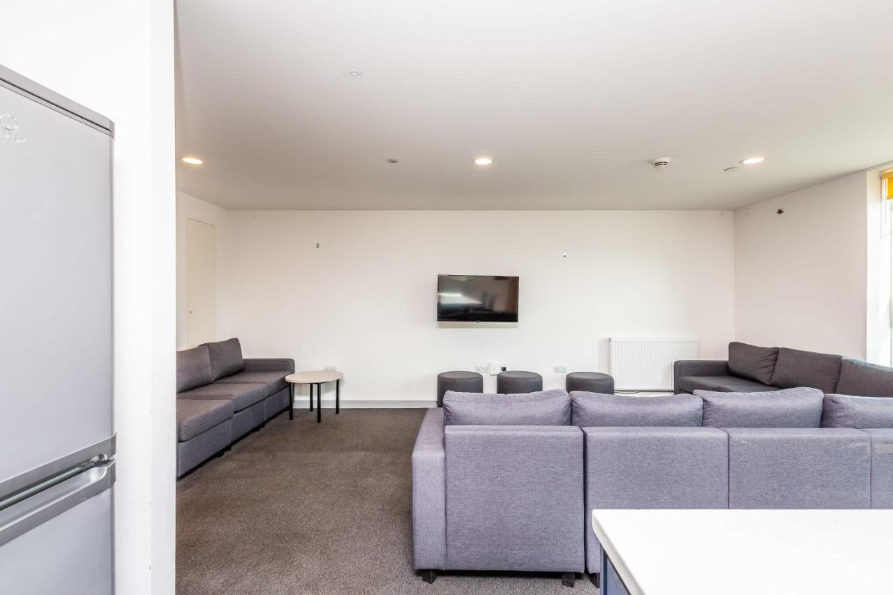 Spacious Ensuite Room With Shared Kitchen 林肯 外观 照片